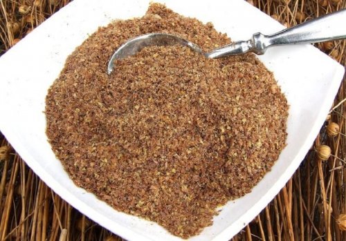 Darmparasiten loswerden mit diesem Heilmittel aus Gewürznelken und Leinsamen 