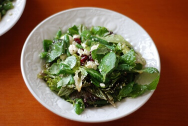 Salat mit Brunnenkresse gegen Falten