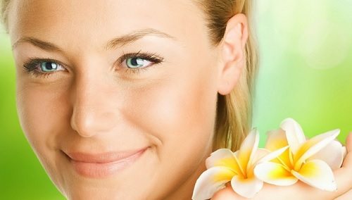 4 Kräutertees für junge Haut