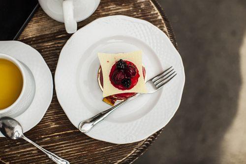 Gesunde Desserts wie Erdbeer-Mandel-Mousse sind lecker
