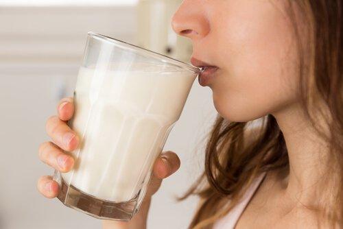 Vorteile von Hafermilch: senkt den Cholesterinspiegel