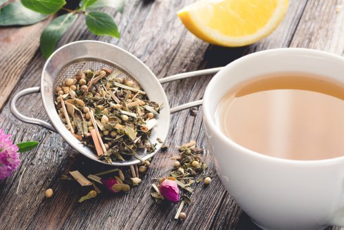 Kräutertee in der Vorsorge gegen Krampfadern