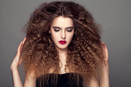 Lockige Haare ganz natürlich