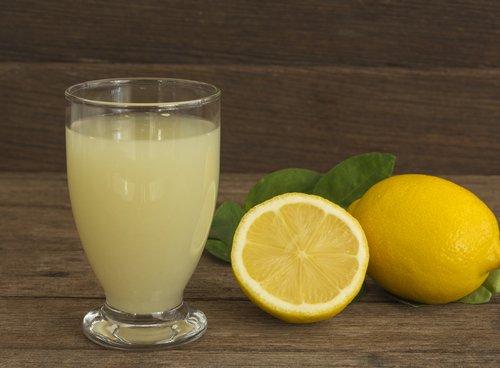 Mit Zitrone die Leber entgiften