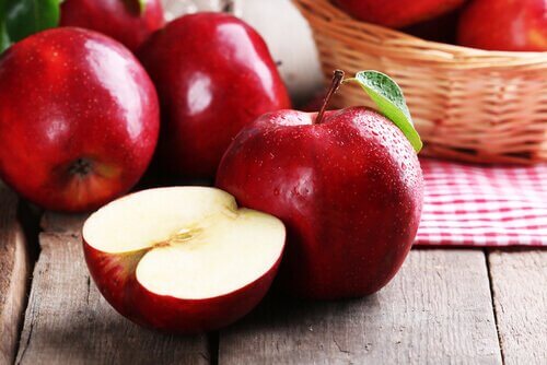 Gesunde Äpfel - Diese Lebensmittel verbrennen Bauchfett.