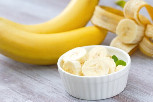 Gesunde Bananen - Diese Lebensmittel verbrennen Bauchfett.