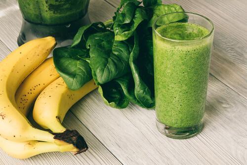 gesunde Rezepte mit Spinat: Smoothie