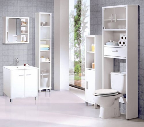 Kisten für Ordnung im Badezimmer