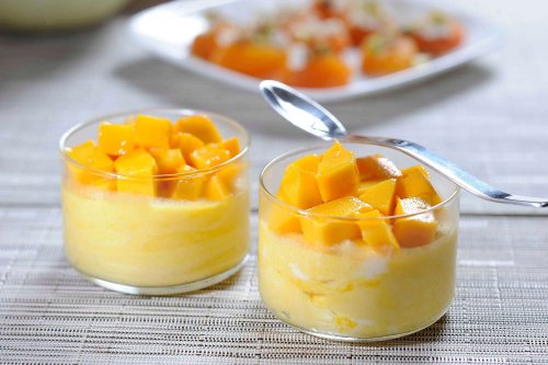 Mango-Mousse - hausgemachte Nachspeisen