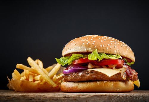 Hamburger - schädliche Lebensmittel