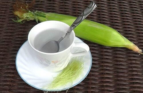 Blasenentzündung Tasse Tee Mais
