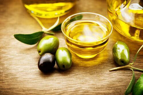 Warum natives Olivenöl so gesund ist
