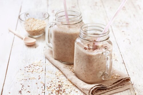 Smoothies mit Haferflocken sind gesund