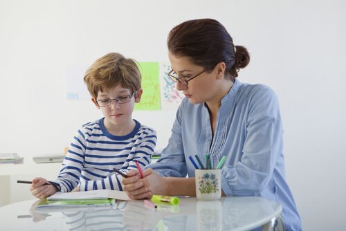 Gutes Benehmen bestärken, wenn deine Kinder aufsässig werden