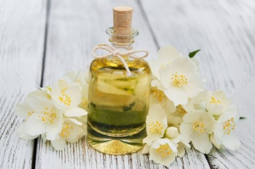 ätherische Öle mit Jasmin