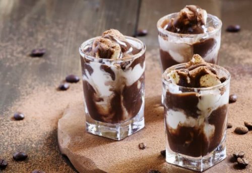 Leckere Kaffeerezepte für Eiskaffee mit Kokosnuss
