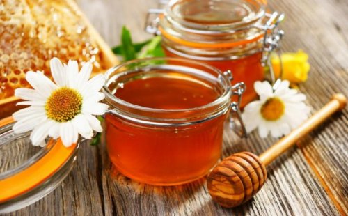 Honig und seine Wirkung gegen Halsweh