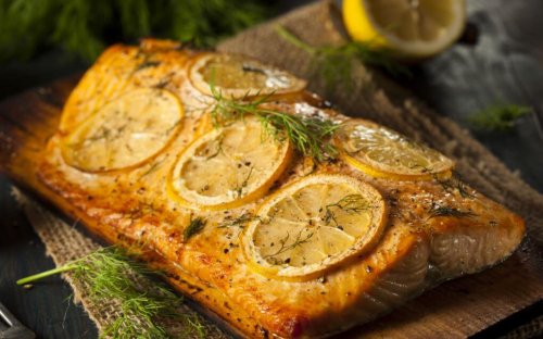 Lachs in Zitronensoße mit Dill