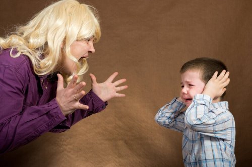 Du solltest dein Kind nicht anschreien, denn Kinder sind das Spiegelbild der Eltern