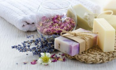 3 natürliche Seifen, die du zu Hause machen kannst