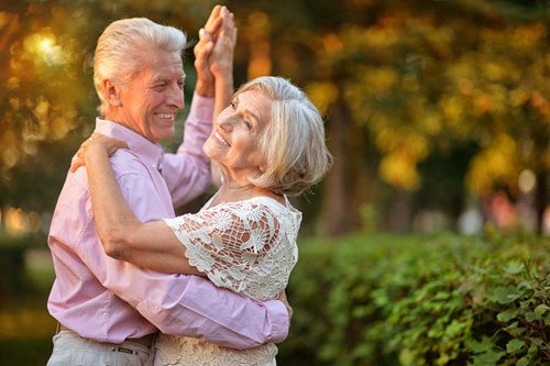 Übungen für Senioren: Tanzen