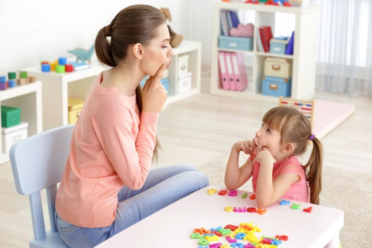 4 Übungen für Kinder mit Sprachproblemen
