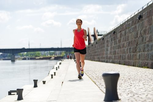 Aerobic Übungen sind ein wichtiger Bestandteil in einem Trainingsplan ohne Muskelhypertrophie