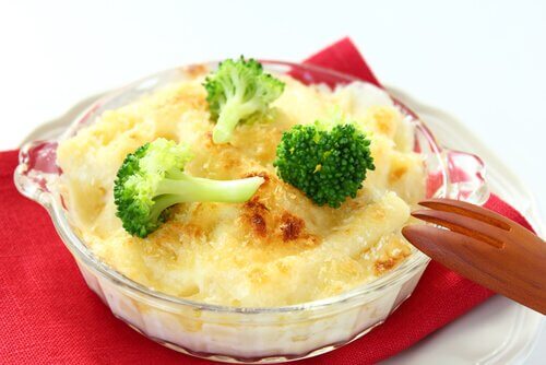 Rezepte mit Brokkoli: mit Käse überbacken