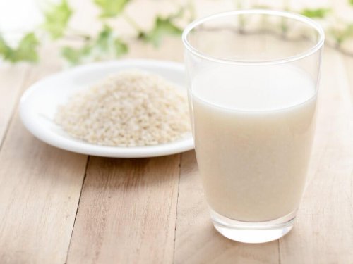 Reiswasser hilft gegen Erbrechen
