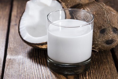 Rezepte mit Kokosmilch um deine Haut zu erschönern