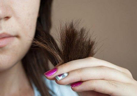 Spitzen schneiden verleiht deinen Haaren unglaublich viel Volumen