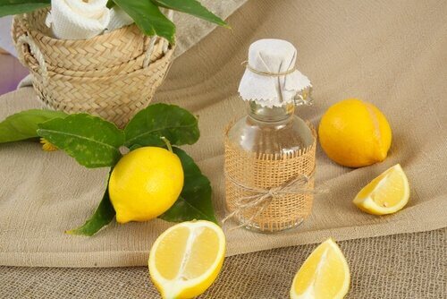 Zitrone gegen Altersflecken