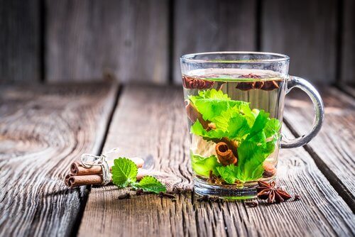 grüner Tee mit Zimt