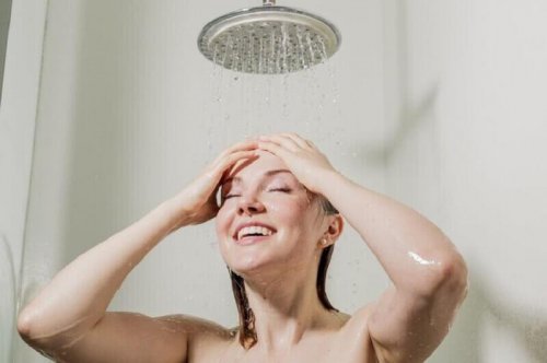 kalte Dusche macht schneller wach