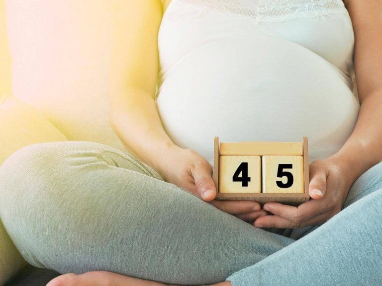 Ist es möglich, mit 45 natürlich schwanger zu werden?
