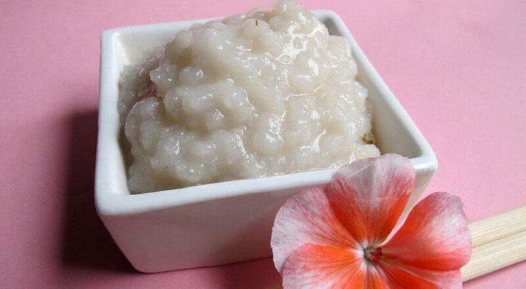 Reis zur Hautreinigung und Schönheitspflege