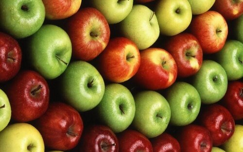 ein grüner Apfel oder roter Apfel?