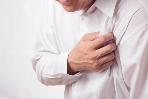 Herzinfarkt führt zu Schmerz im Arm