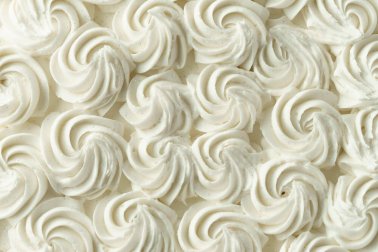 Lerne, wie du eine Tortencreme selbst herstellen kannst