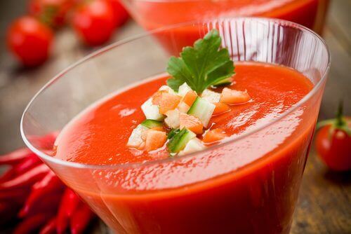 Kalorienarmes Abendessen: Gazpacho