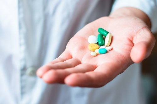 Ein Vaginalpilz kann von der Einnahme von Antibiotika kommen