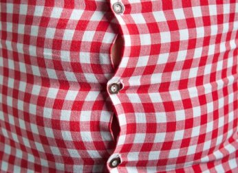 Styling Tipps, die den Bauch kaschieren