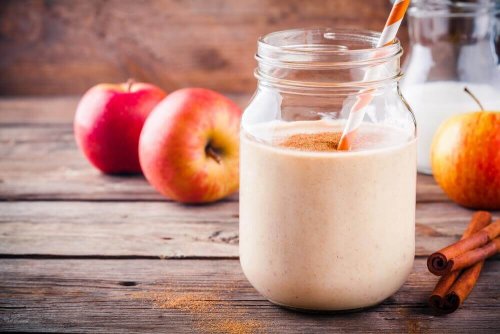 Protein-Shakes mit Äpfeln