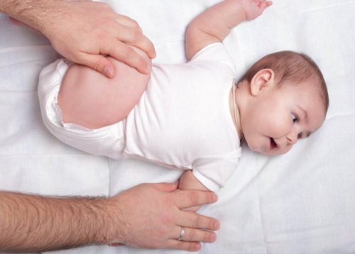 Tricks gegen Schluckauf bei deinem Baby 