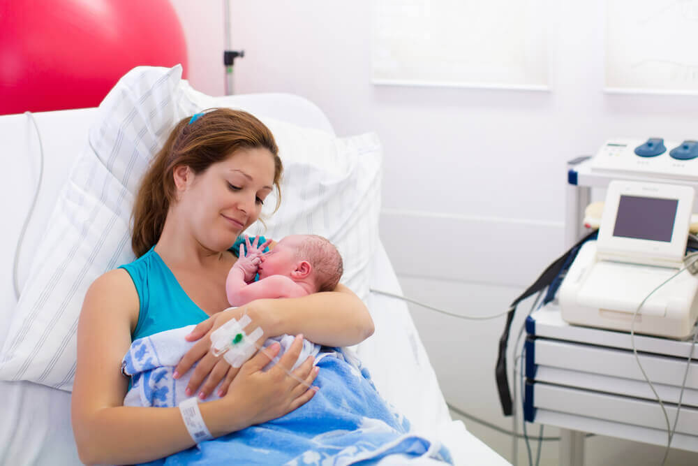 Wie du deinen Körper nach der Entbindung pflegen kannst
