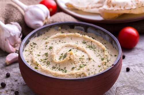Hummus “light” aus Kirchererbsen für Veganer