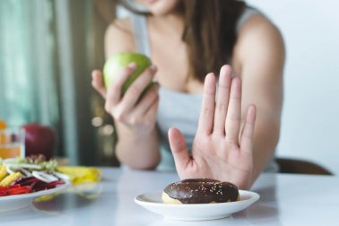 5 Lebensmittel mit wenig Kohlenhydraten