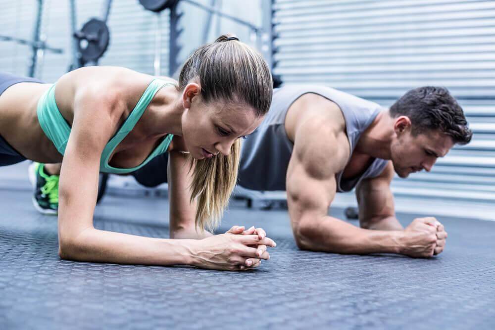 Was bewirkt zu viel Training für die Muskeln?