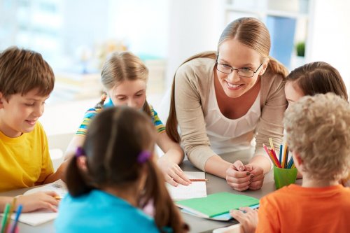 Gruppenarbeit an der Schule