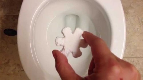 Tabs aus Natron für das WC